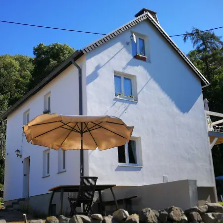 Geschmackvolle Ferienwohnung Am Ahrsteig